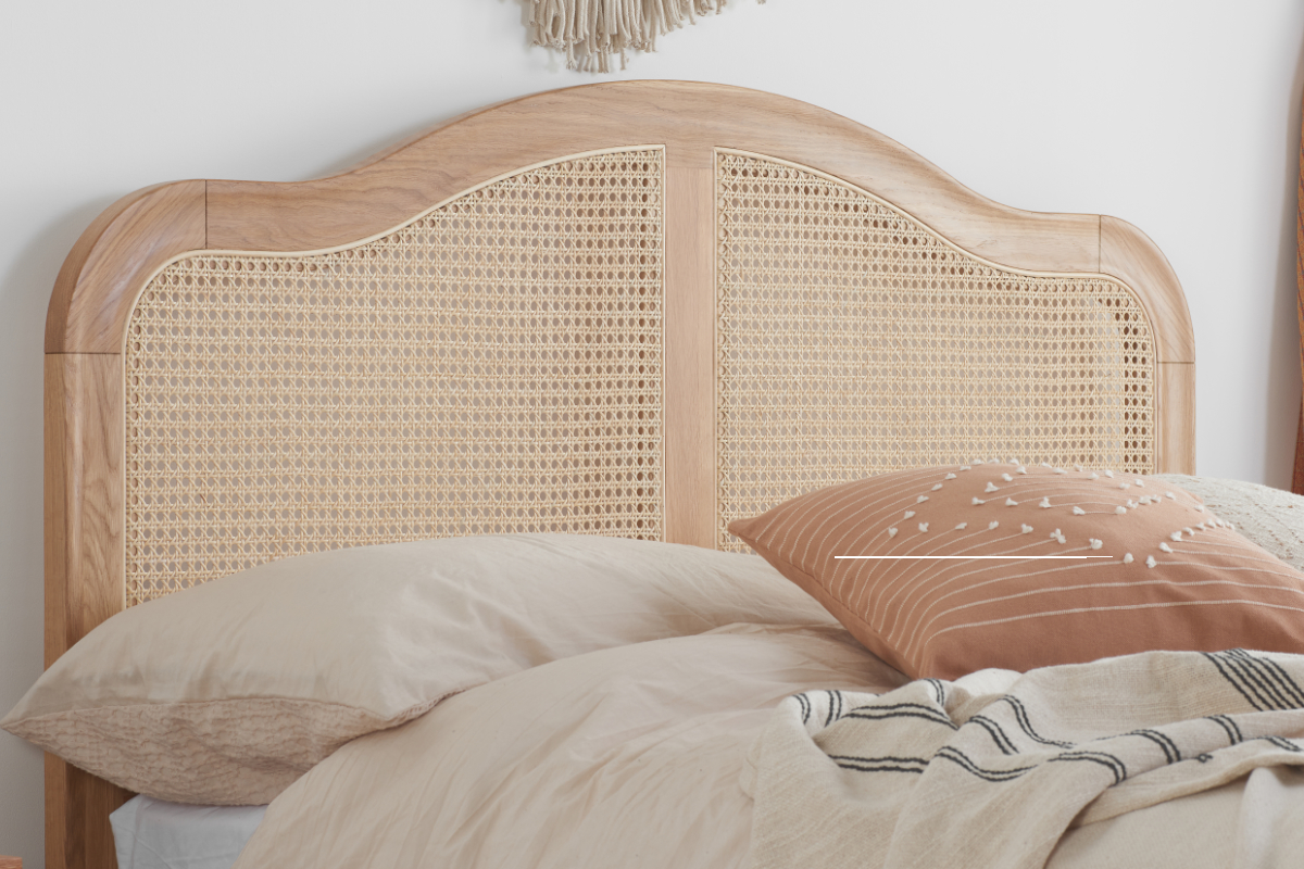 King bed store frame rattan