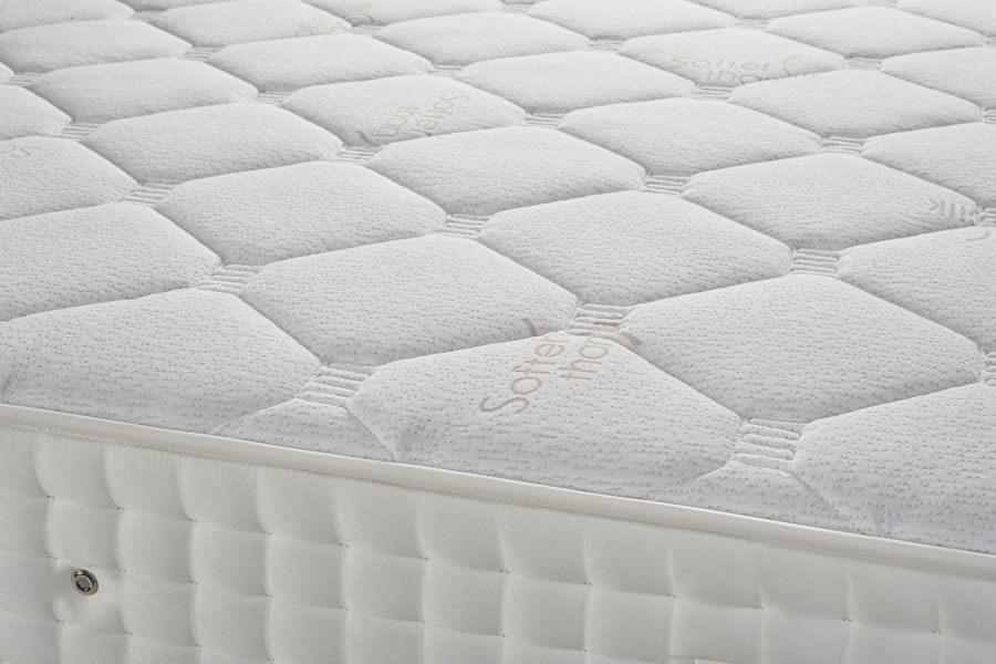 Nora on sale hybrid mattress